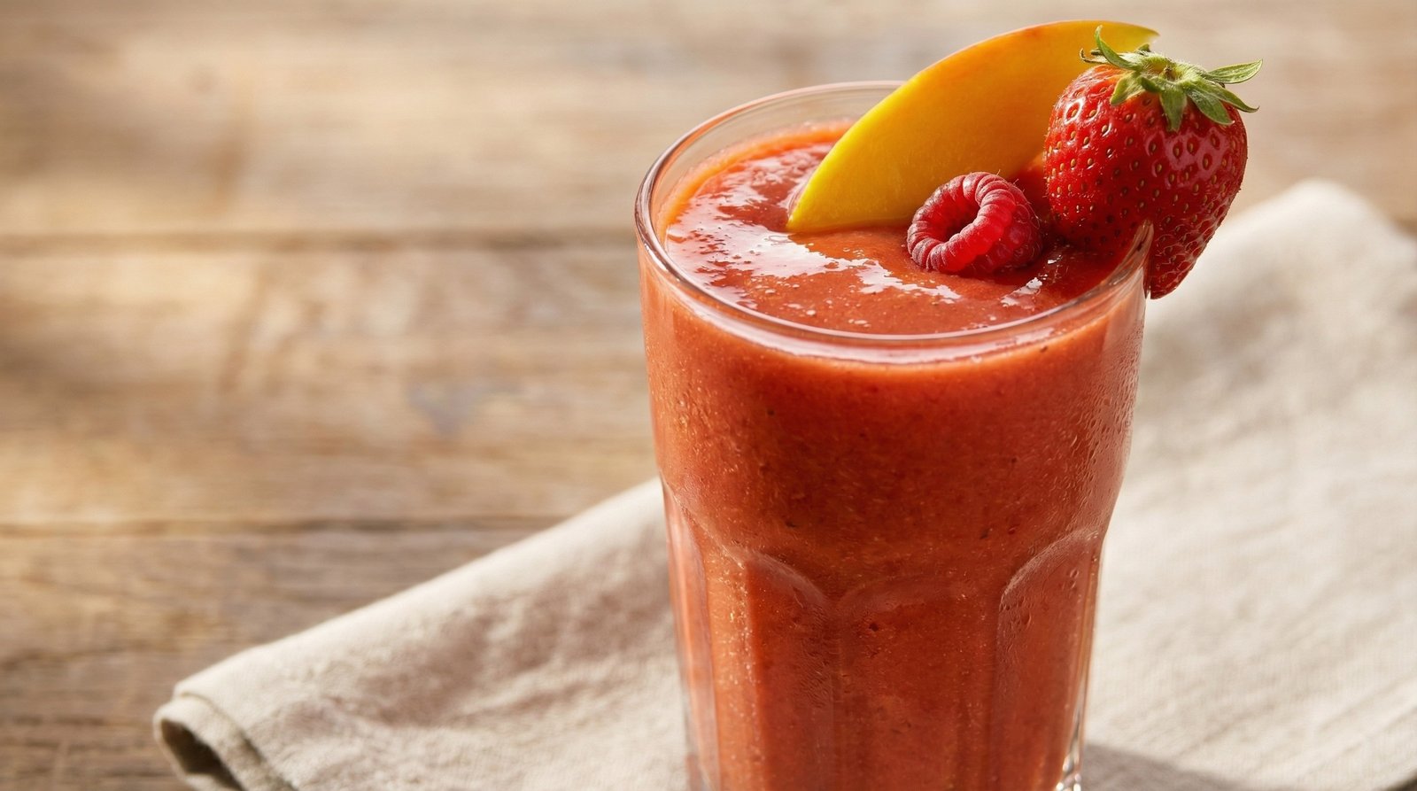 Mango and Berry Smoothie